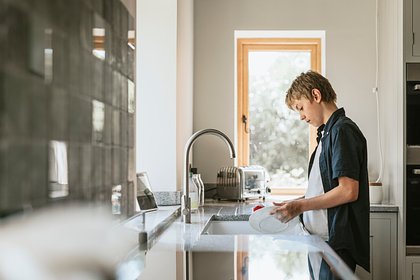 Россиянам рассказали о риске остаться без воды из-за долгов соседей