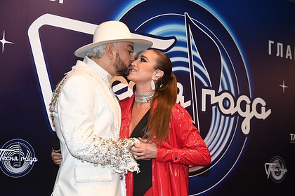 Бузова рассказала о чувствах к Киркорову