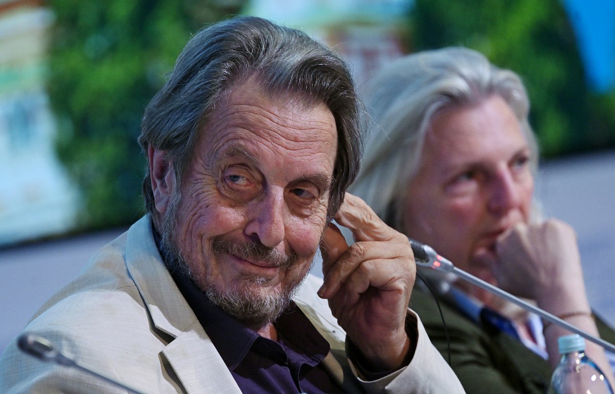 Эррол Маск, которого первого жена обвиняла в насилии, спустя несколько десятилетий посетил организованную «Царьград ТВ» конференцию «Форум будущего 2050»