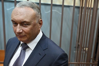 Российскому бывшему сенатору запросили срок за организацию убийства