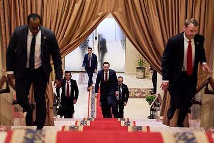 Иран заявил о готовности отказаться от ядерной программы на пять лет