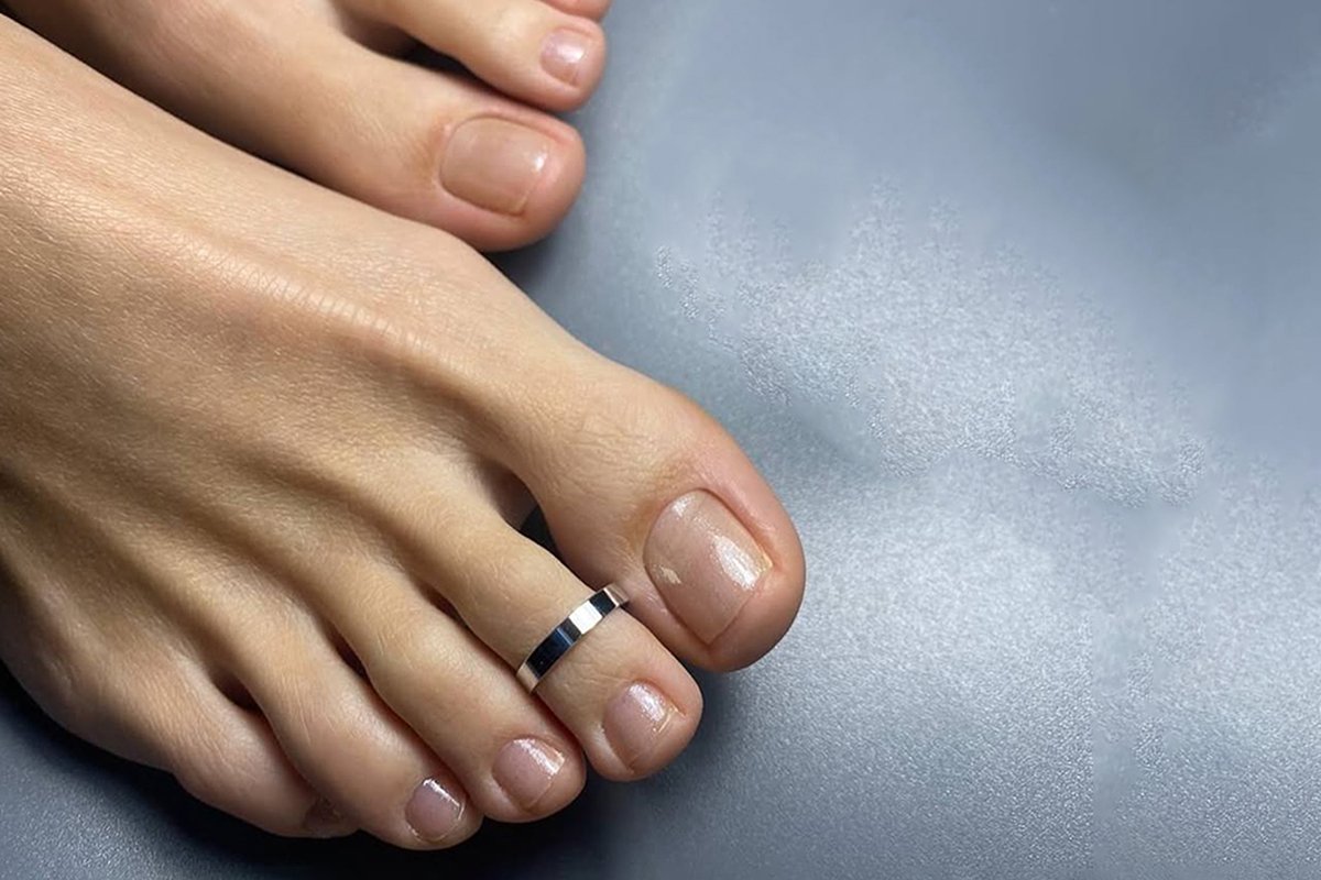 «Педикюр без педикюра»