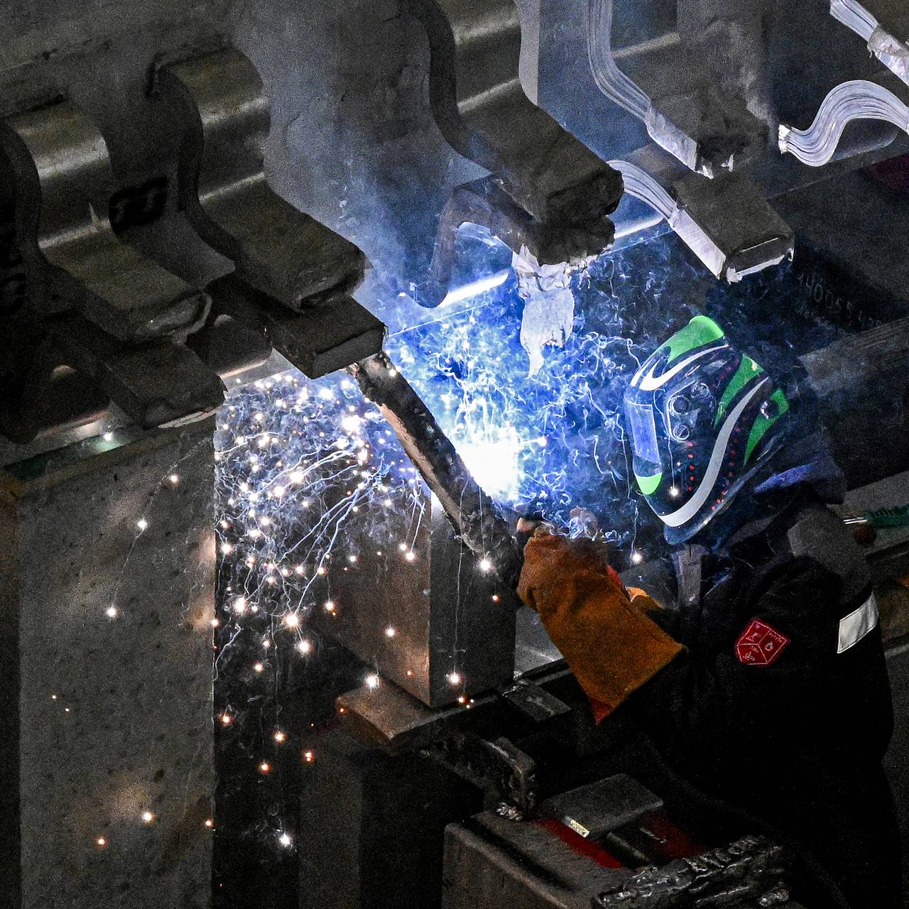 Названы одни из самых востребованных профессий в России