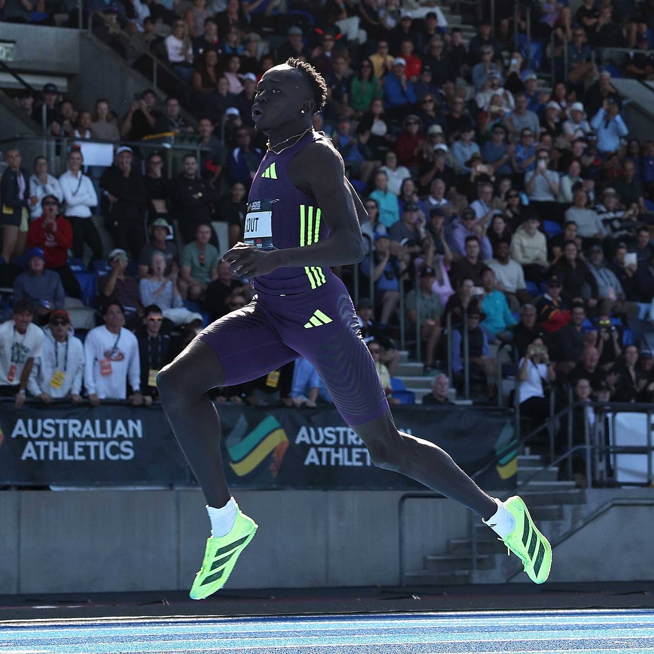 18-летний спринтер побил державшийся с 2004 года рекорд Усэйна Болта