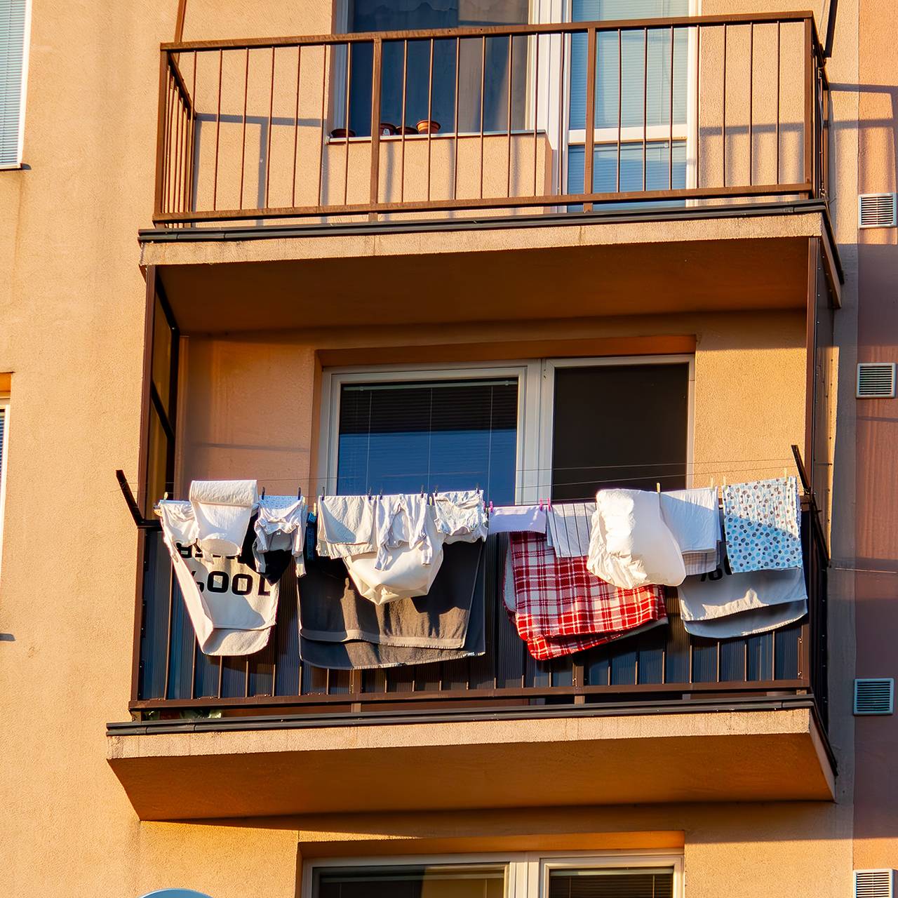 Россиянам пригрозили штрафами за сушилку для белья