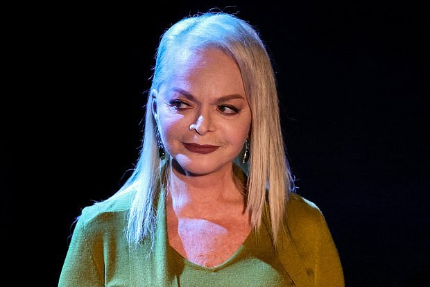 Лариса Долина