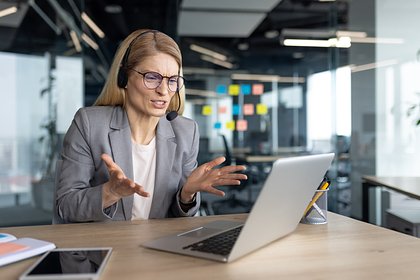 Россиянам назвали условие увольнения за критику начальства