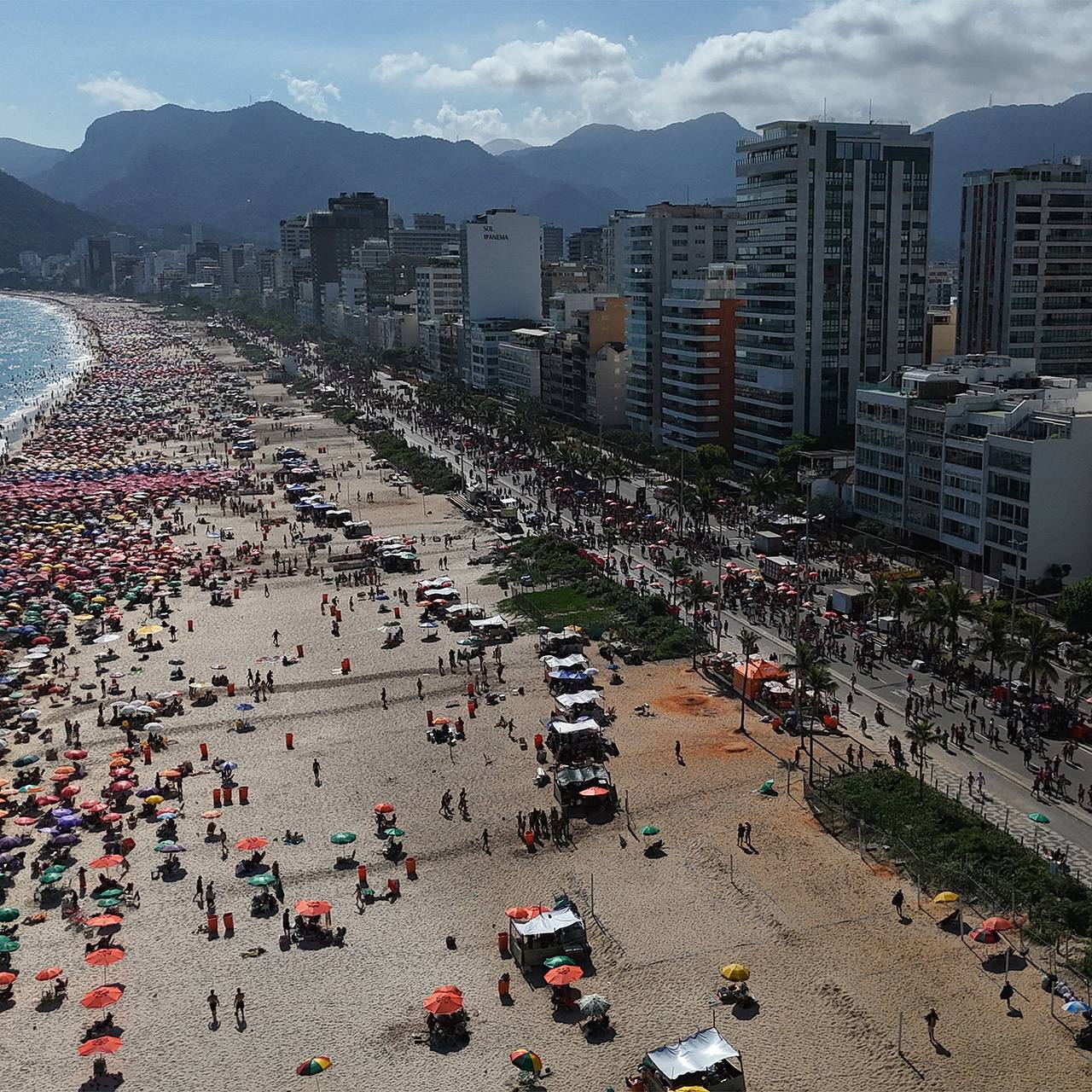 Кебаб на пляже Бразилии обошелся туристу в 153 тысячи рублей