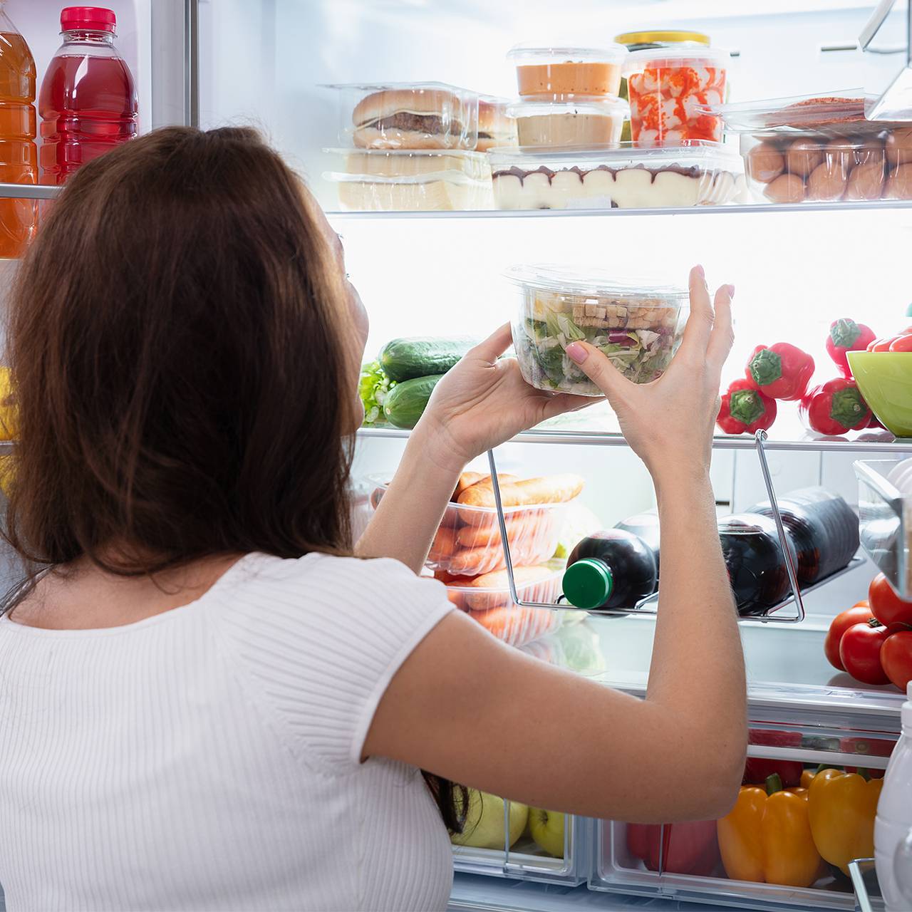 Россиянам рассказали о скрытом вреде холодной еды