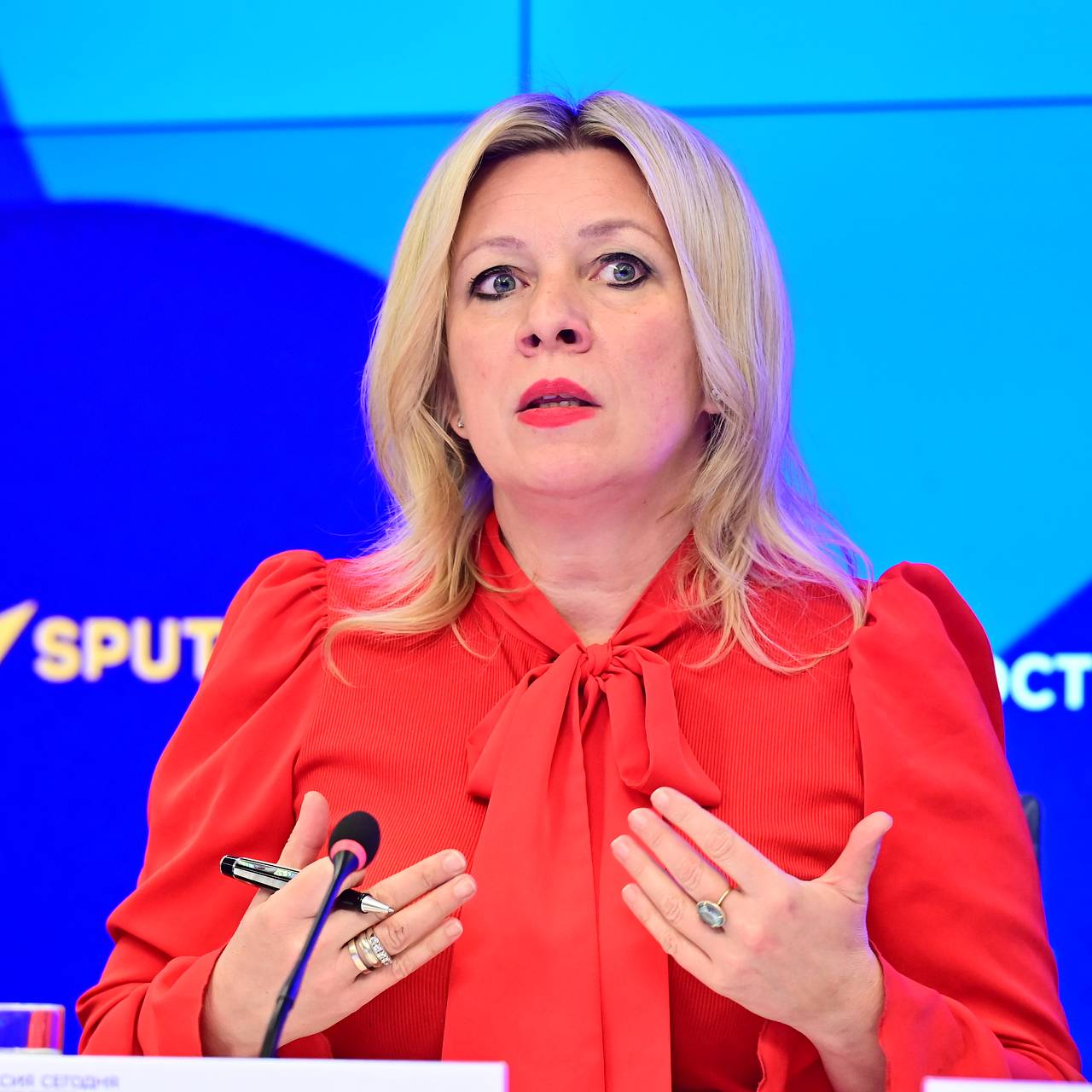 Захарова рассказала про итальянского бомжа