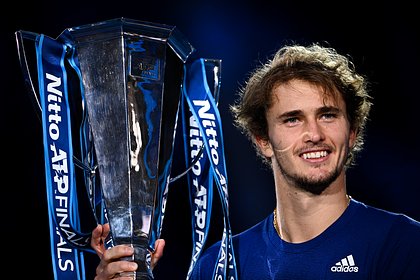 Теннисист Зверев появился на корте в футболке одного немецкого клуба