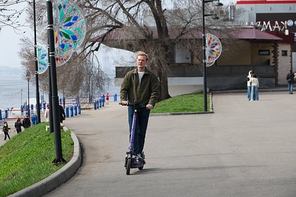 Москвичам дали советы по безопасной зарядке электросамоката