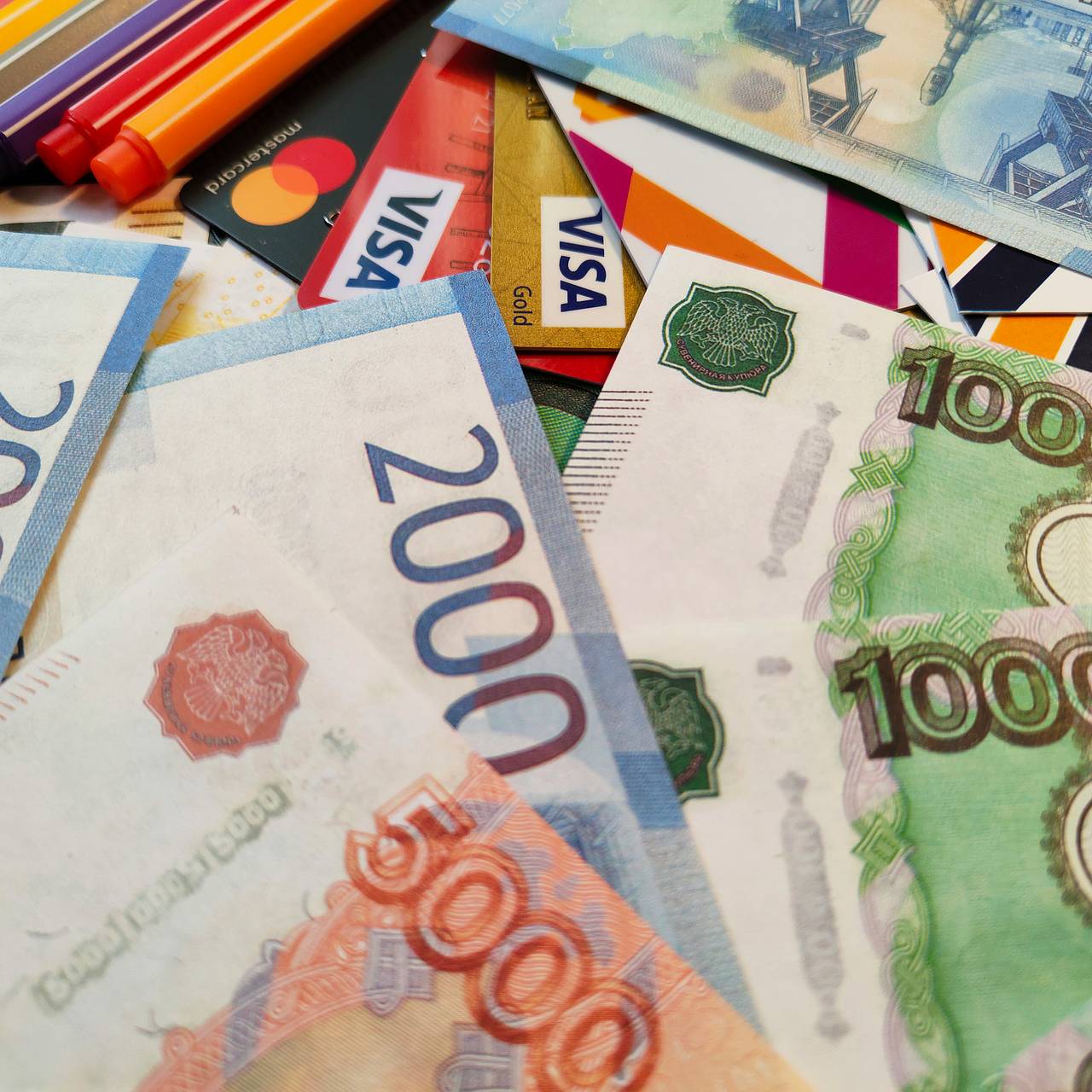В ФНС рассказали о контроле за переводами на личные счета