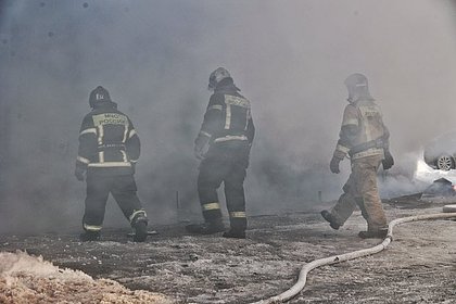 Резервуар с остатками топлива загорелся в Севастополе из-за беспилотника