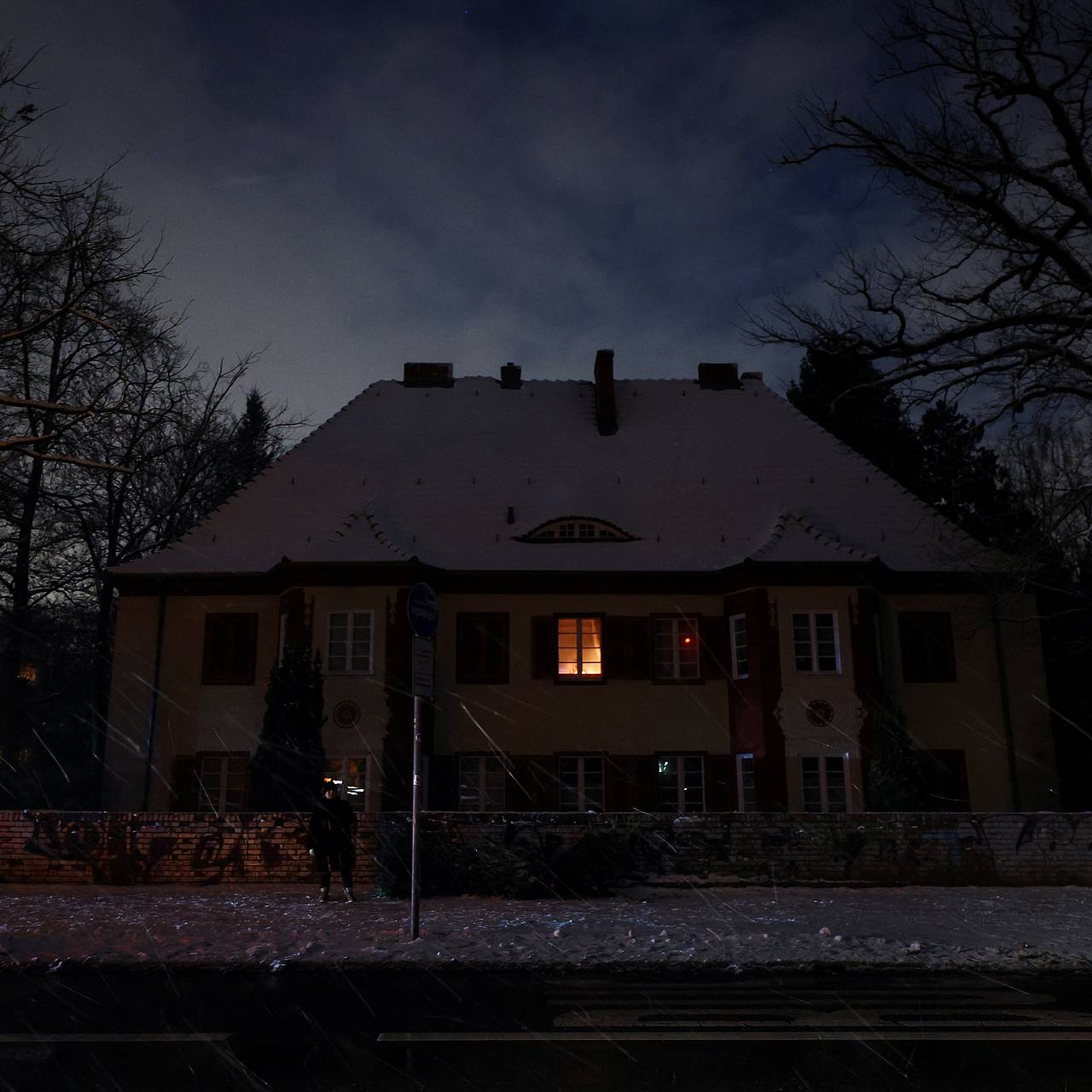 Берлин погрузился во тьму