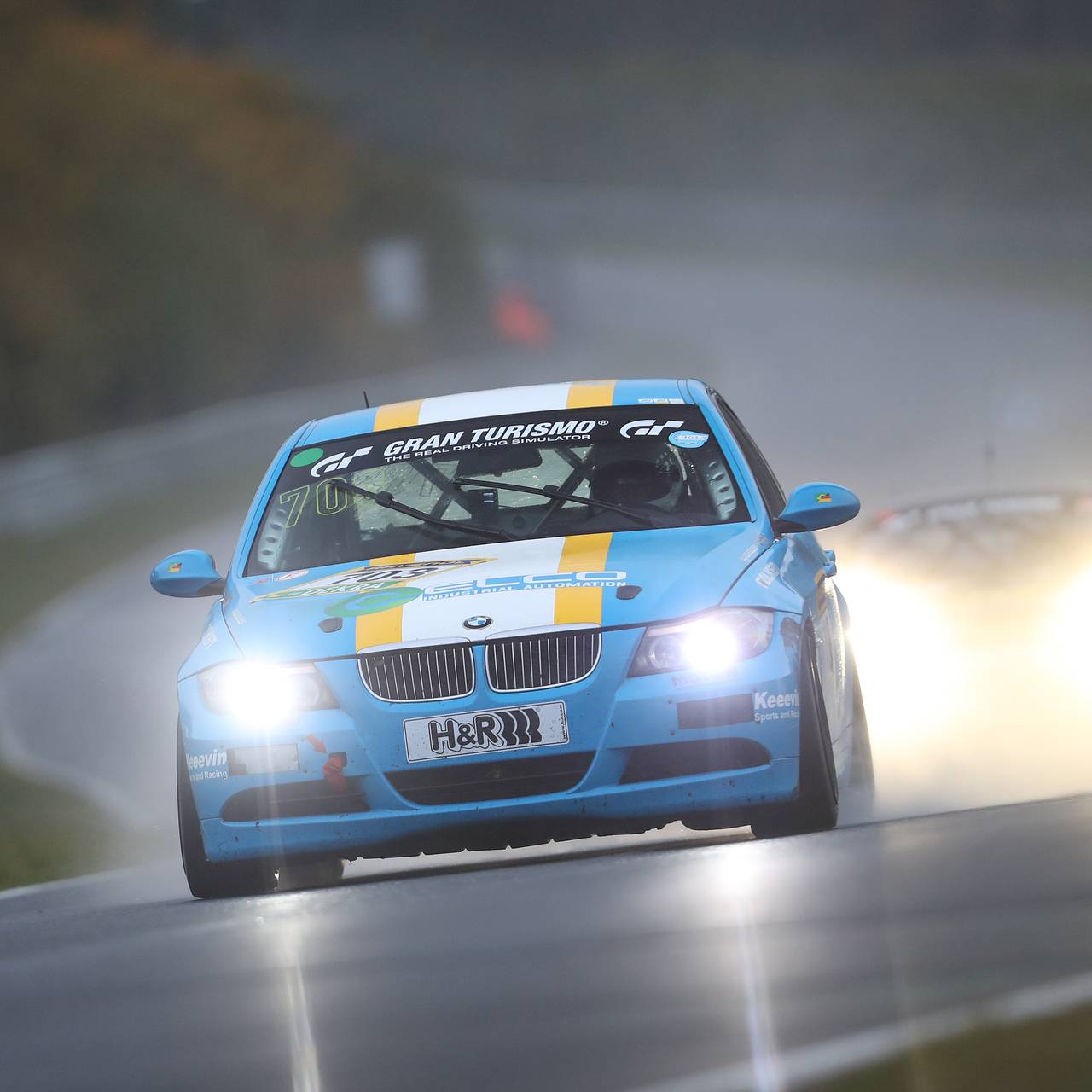 Гонщик погиб в результате массовой аварии на Нюрбургринге