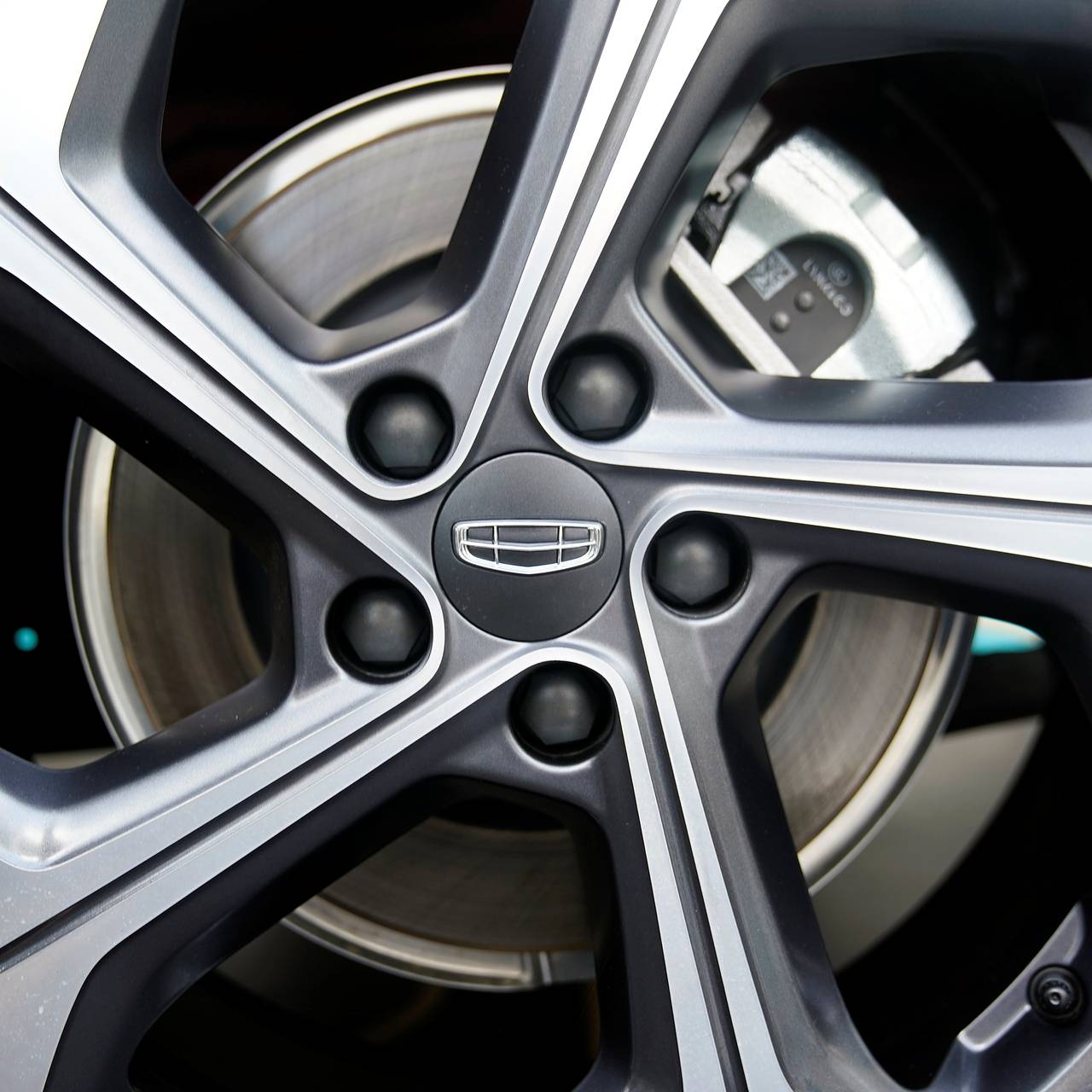 Названы самые востребованные в Китае автомобили