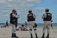 «Ограбления, исчезновения, стрельба». Россияне едут в Мексику, несмотря на войны картелей. Безопасно ли там отдыхать? 