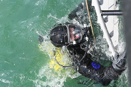 Подводный дозор: как водолазы находят скрытые угрозы у причалов