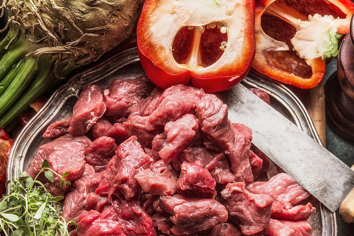 Пёркёльт — один из способов приготовления тушеного мяса в венгерской кухне