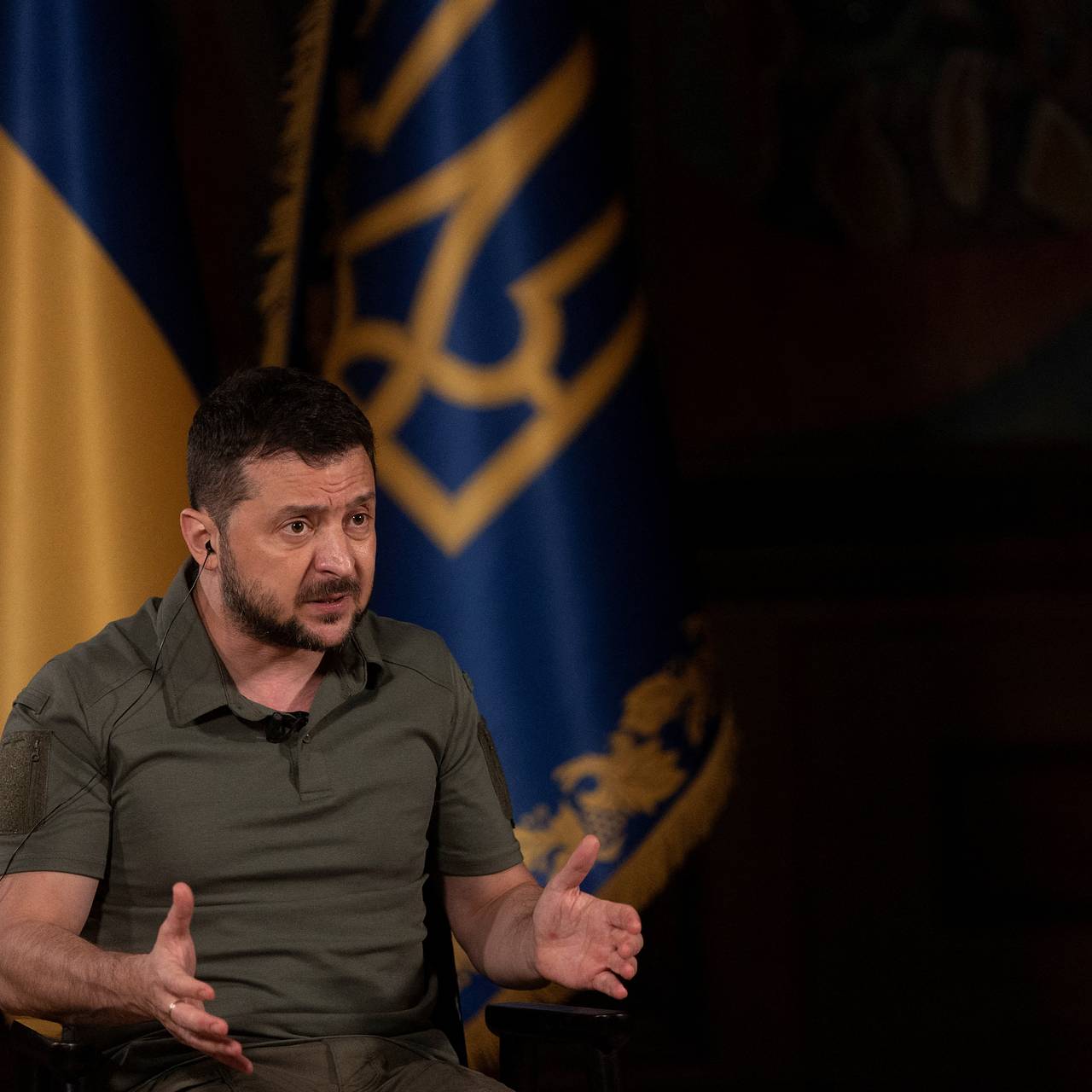 Зеленский снова допустил ввод войск на Украину