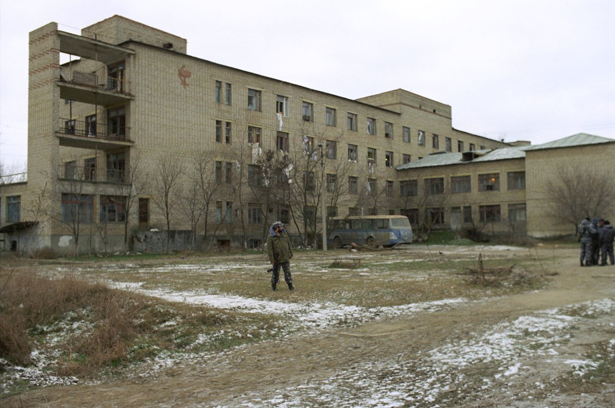 Теракт в больнице и родблоке Кизляра