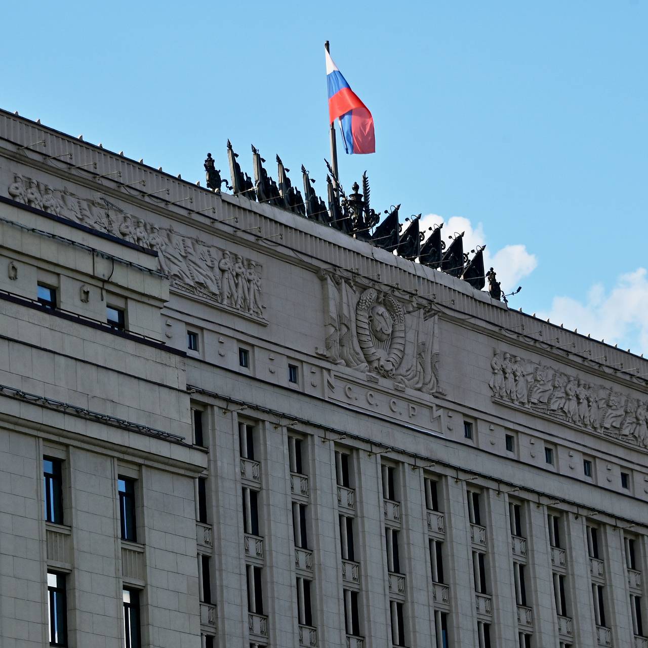 Договоры Минобороны России признали государственной тайной