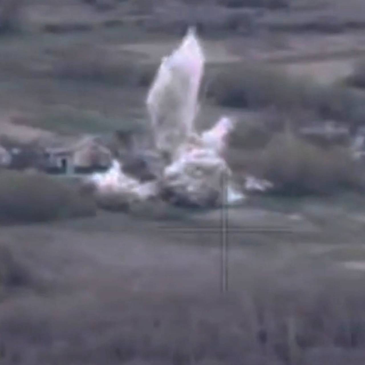 Появилось видео уничтожения укрытия ВСУ экспериментальным снарядом