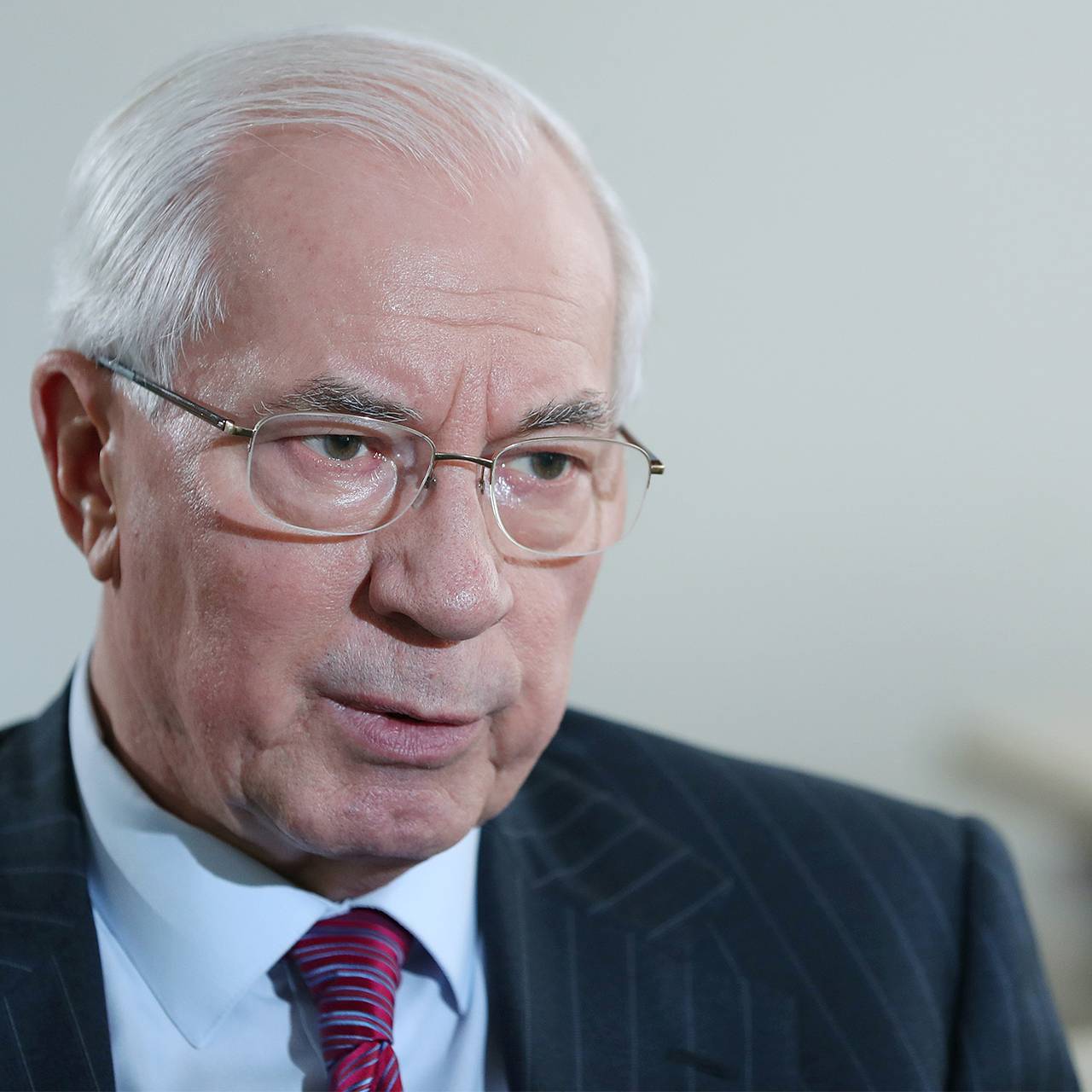 Экс-премьер Украины указал на брожение населения в стране