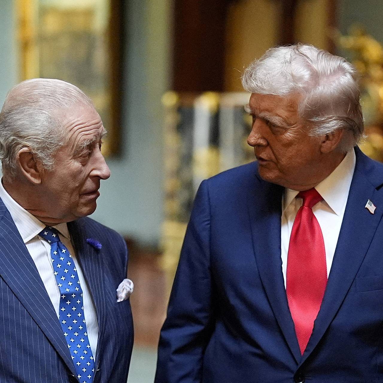 Букингемский дворец прокомментировал покушение на Трампа словами &laquo;с большим облегчением&raquo;