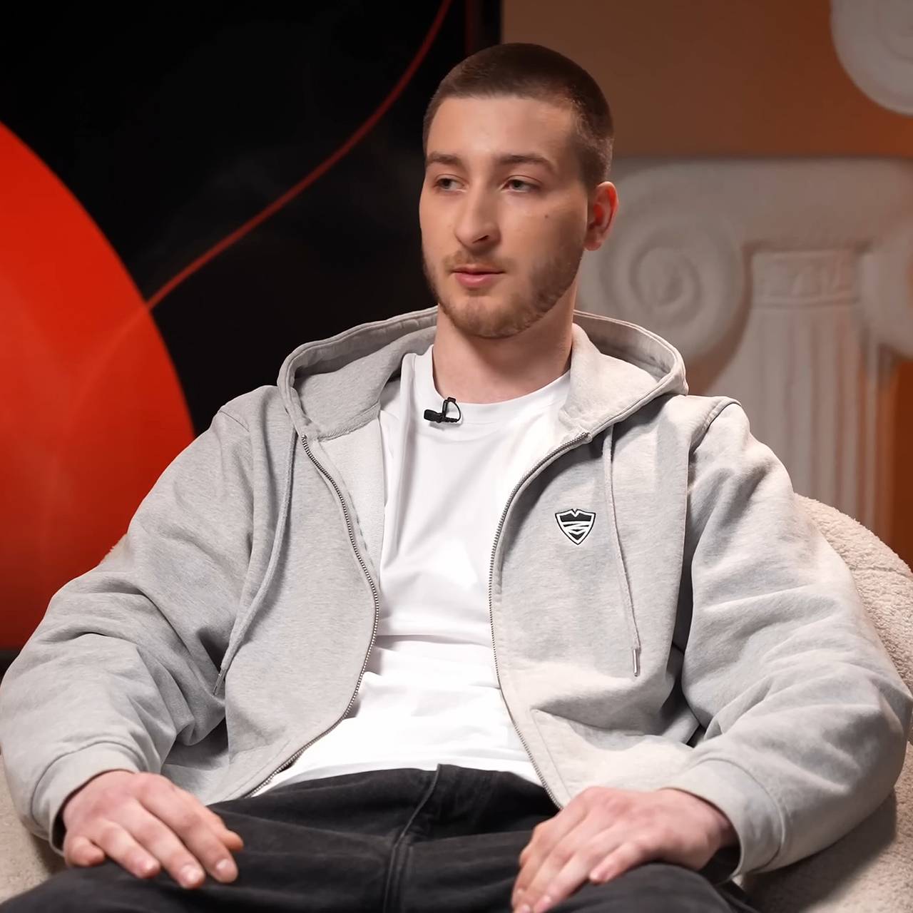 Младший сын Плющенко открестился от сводного брата