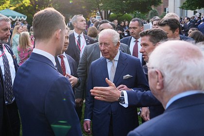 Военкор вспомнил Гитлера и Сталина после принятых в США с овациями слов Карла III
