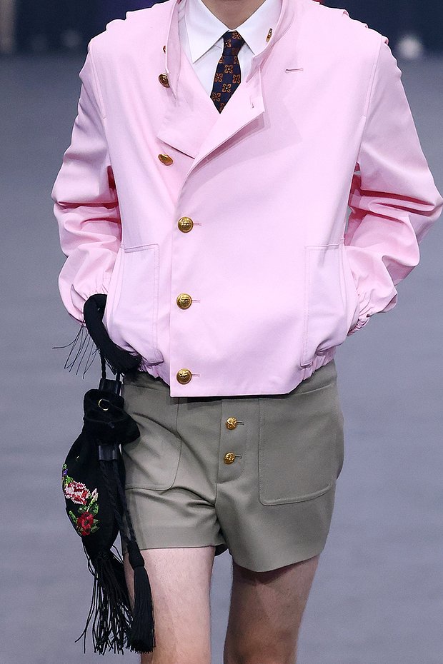 Кисет с кисточками от Valentino