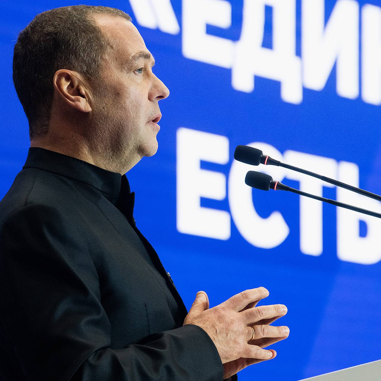 https://icdn.lenta.ru/images/2026/04/30/11/20260430113940294/square_1280_7279cf1e61285246737f7609d2709219.jpg