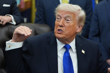В США заявили об &laquo;обрушении&raquo; президентства Трампа