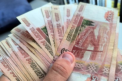 Московского пенсионера обманули на десятки миллионов под предлогом замены домофона