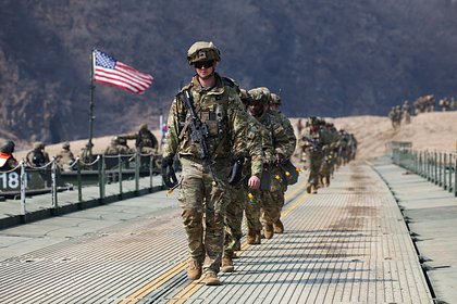 В Польше высказались о передислокации выводимых из ФРГ войск США к границе с Россией