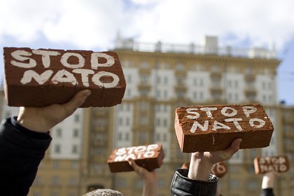 В России объяснили курс НАТО и ЕС на конфронтацию