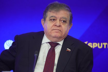В России отреагировали на объявленное Зеленским перемирие в ночь на 6 мая