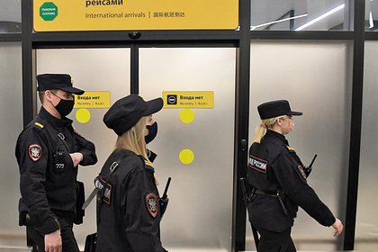 Иностранку поймали в российском аэропорту с украшениями на 6,3 миллиарда рублей