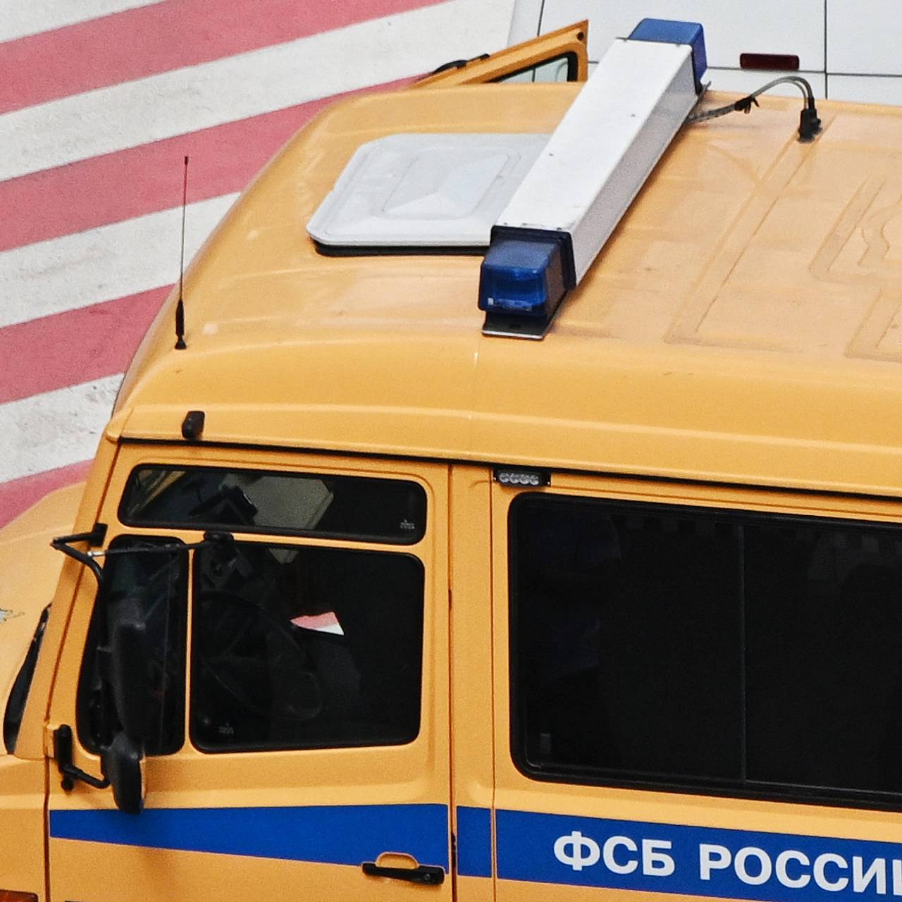 ФСБ задержала в российских городах работающих на иностранцев россиян