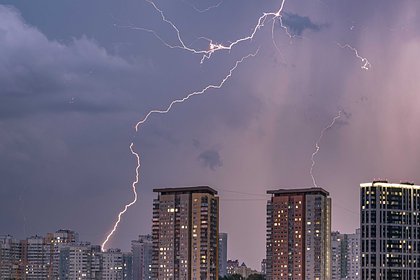 Москвичам назвали срок начала грозы