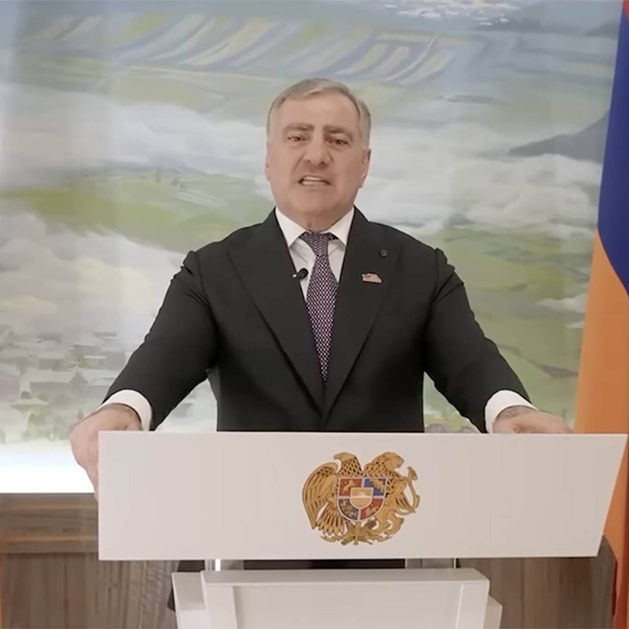 Соперник Пашиняна сделал заявление о &laquo;поручении Путина&raquo;