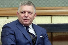 Роберт Фицо