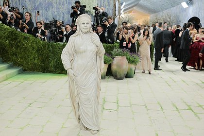 Хайди Клум побоялась неодобрения Анны Винтур ее наряда на Met Gala
