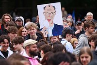 Немецкие школьники захотели отправить Мерца на фронт 