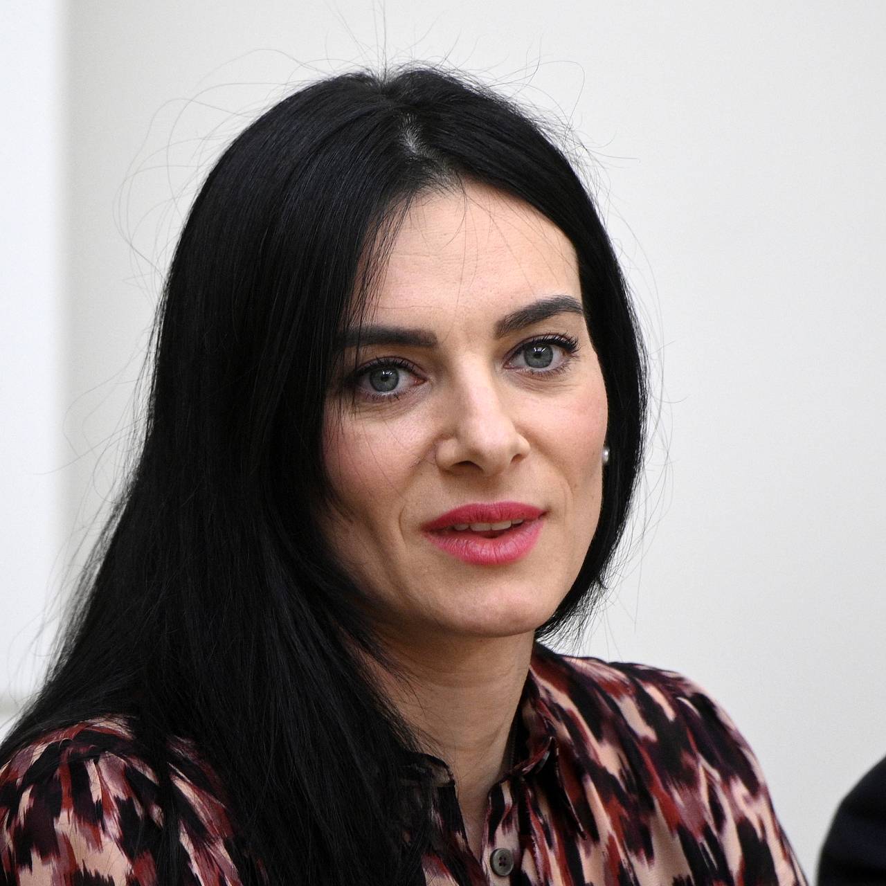 Роднина выразила свое отношение к уехавшей из России Исинбаевой