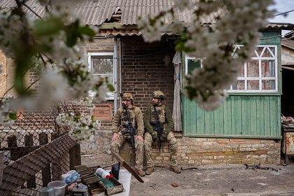 Ушаков указал на невозможность прогресса в переговорах по Украине без одного условия