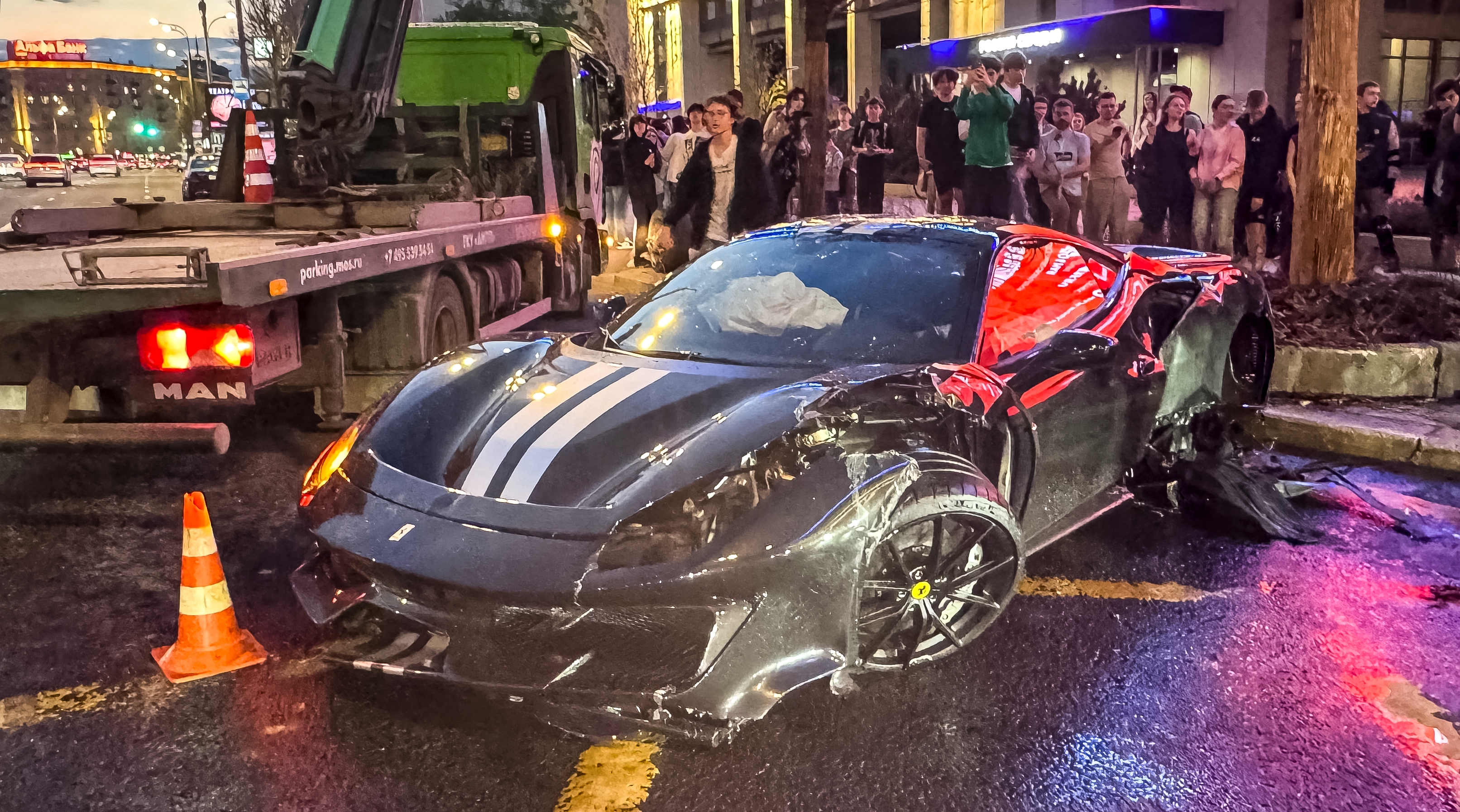 ����������&nbsp; ������ �������� �������� ����� Ferrari ����������� ��������� ����� ���