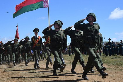 Лукашенко высказался о современном оружии в белорусской армии